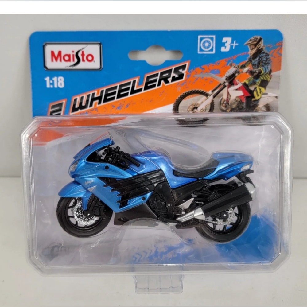 Maisto 2 Wheelers 1:18 Kawasaki Ninja Blue BRAND NEW